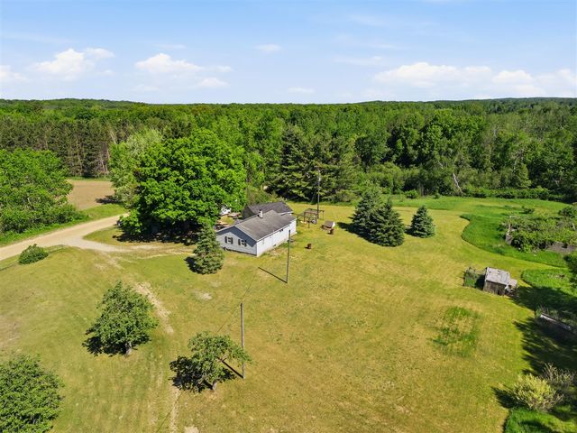 12934 40th Avenue, Remus, MI 49340