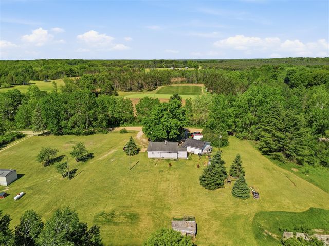12934 40th Avenue, Remus, MI 49340