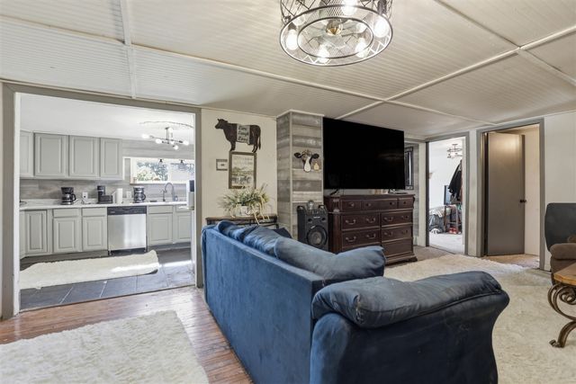 12934 40th Avenue, Remus, MI 49340