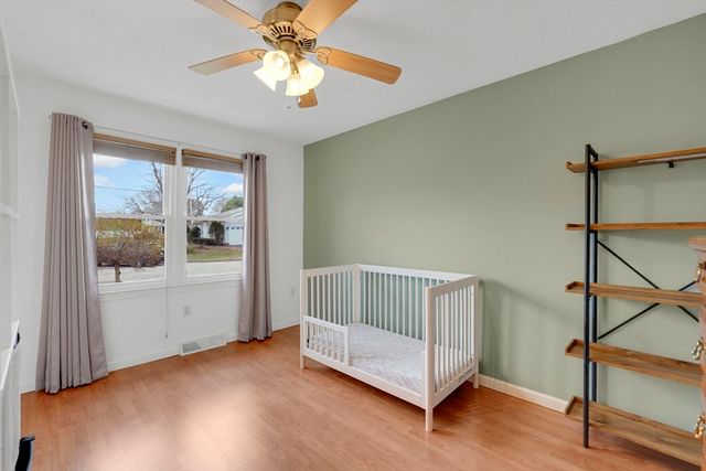 135 Nutmeg Cir, Chicopee, MA 01020