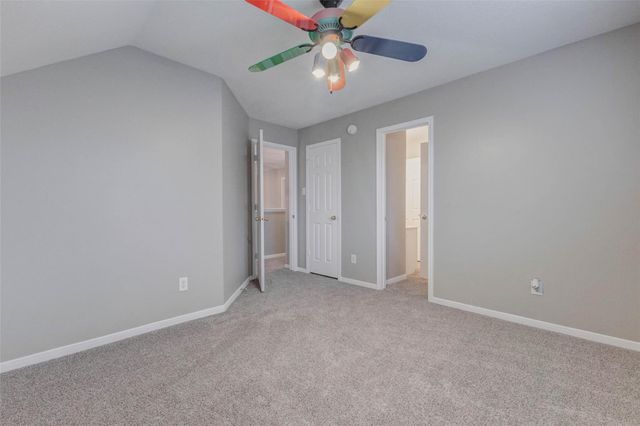 8915 Path Green Drive, Houston, TX 77095