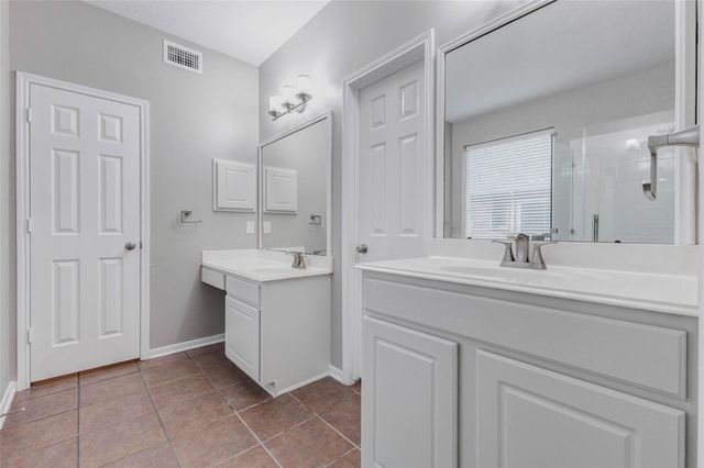 8915 Path Green Drive, Houston, TX 77095