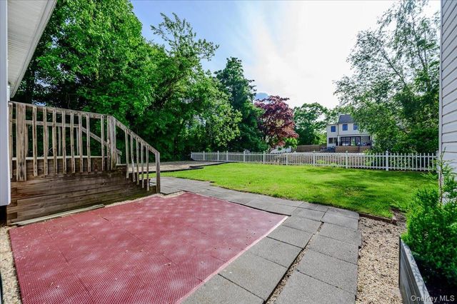 40 Deforest Avenue, West Islip, NY 11795