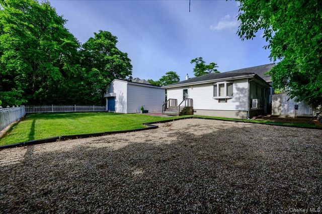 40 Deforest Avenue, West Islip, NY 11795