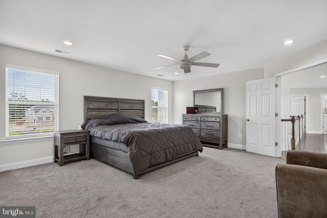 4 CHARLOTTE CT, Marlton, NJ 08053