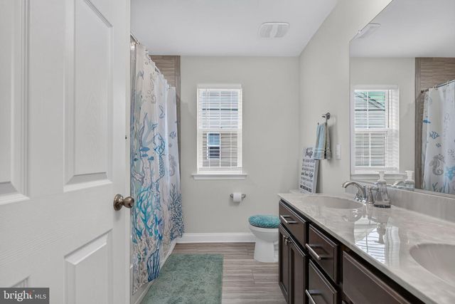 4 CHARLOTTE CT, Marlton, NJ 08053