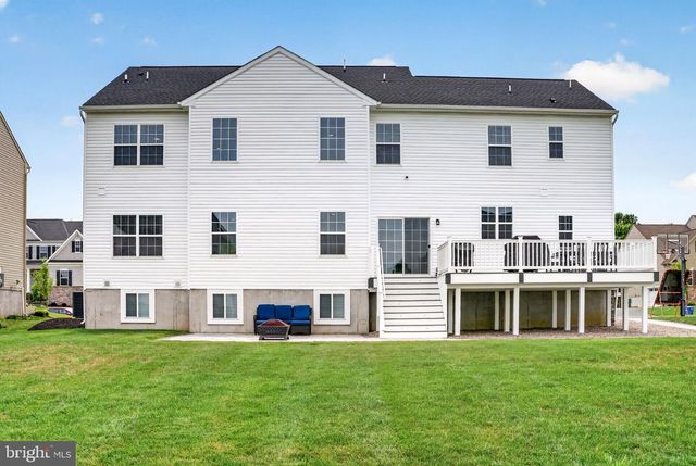 4 CHARLOTTE CT, Marlton, NJ 08053