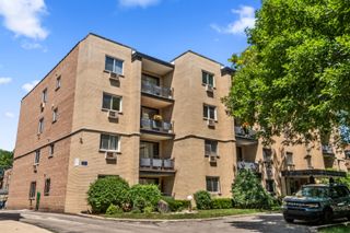 1340 W Touhy Avenue 302, Chicago, IL 60626