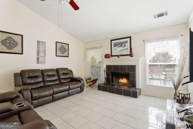 1158 Park Forest Drive NW, Lilburn, GA 30047