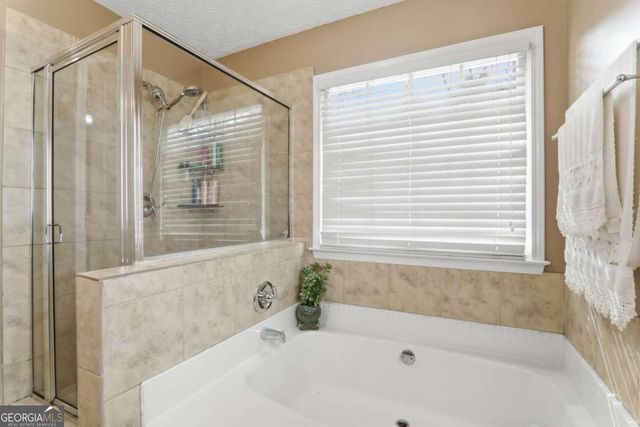 1158 Park Forest Drive NW, Lilburn, GA 30047