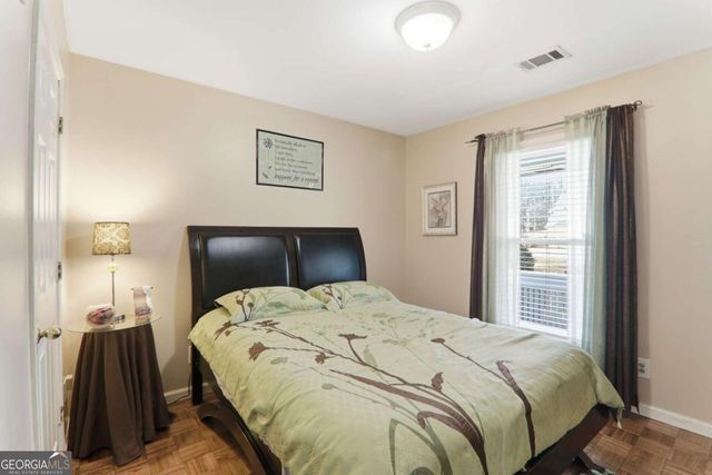 1158 Park Forest Drive NW, Lilburn, GA 30047