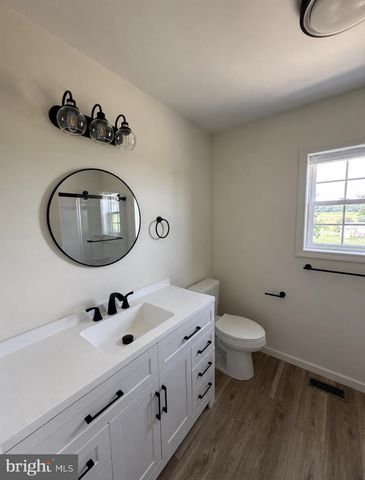 55 HOLLY ESTATES DR, Gardners, PA 17324