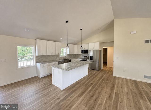 55 HOLLY ESTATES DR, Gardners, PA 17324