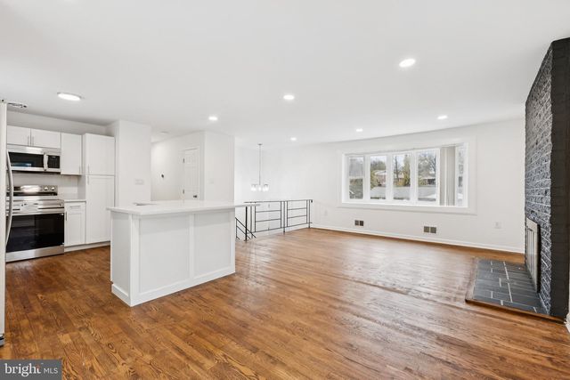 4704 TAMWORTH CT, Temple Hills, MD 20748