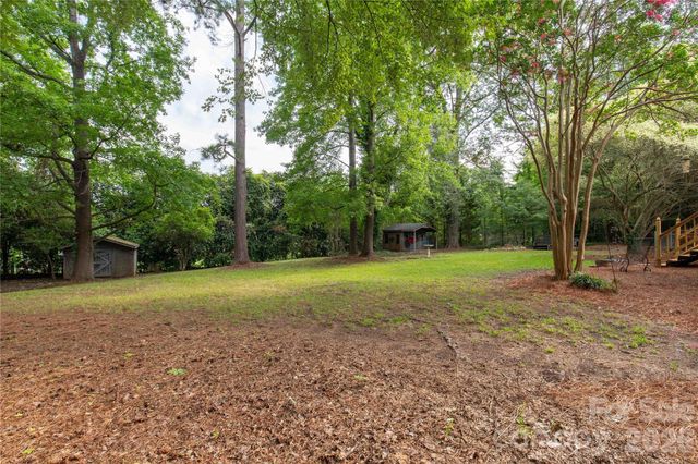 1214 Hawthorne Road, Lancaster, SC 29720