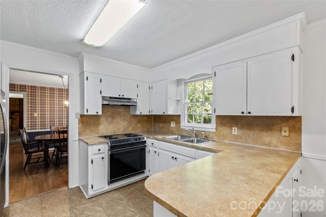 1214 Hawthorne Road, Lancaster, SC 29720
