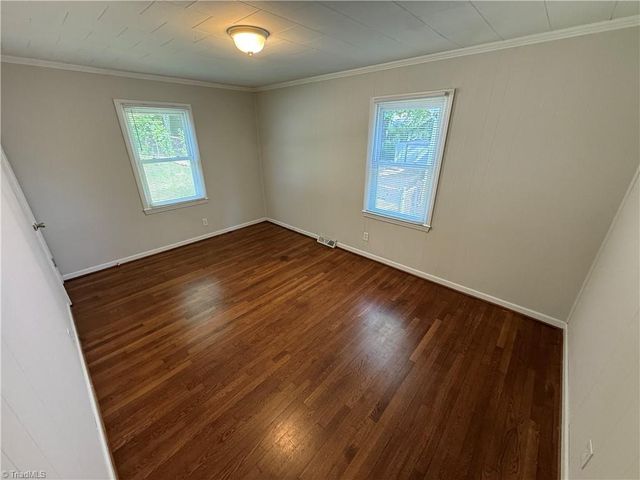 651 S Sunset Drive, Winston-salem, NC 27103
