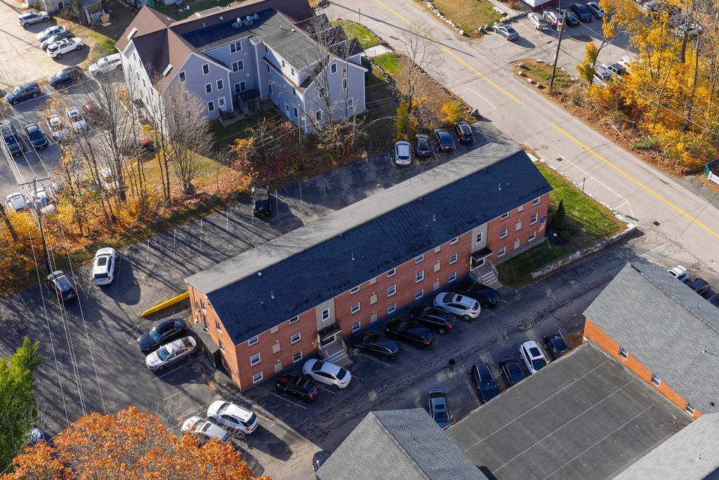 10-14 Strafford Avenue, Durham, NH 03824