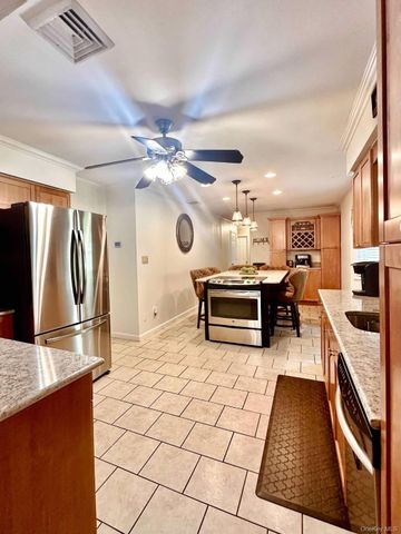 142 Southaven Avenue, Medford, NY 11763