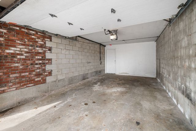 12 Cox Ct PHA, Beverly, MA 01915