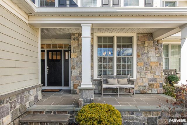 44 Hazy Gate Terrace, Franklin Lakes, NJ 07417