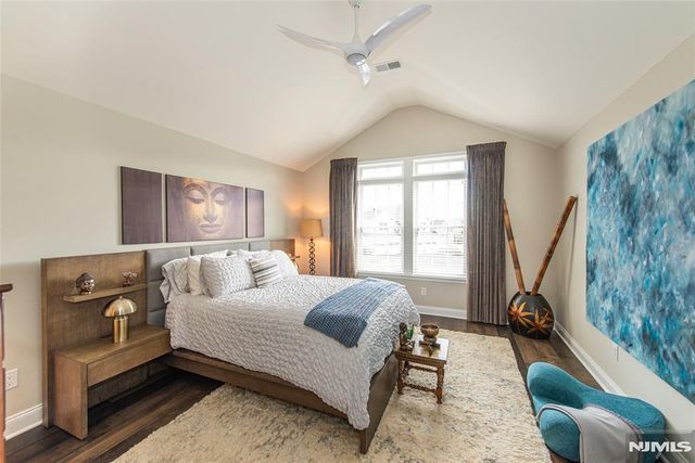 44 Hazy Gate Terrace, Franklin Lakes, NJ 07417