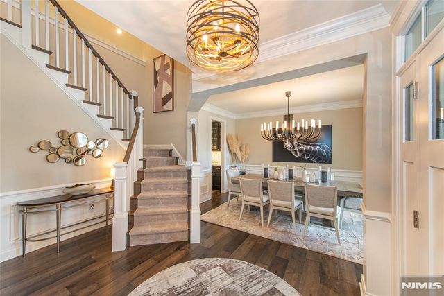 44 Hazy Gate Terrace, Franklin Lakes, NJ 07417