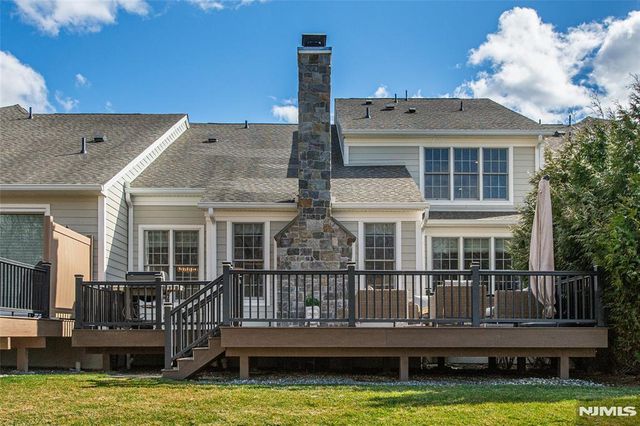 44 Hazy Gate Terrace, Franklin Lakes, NJ 07417