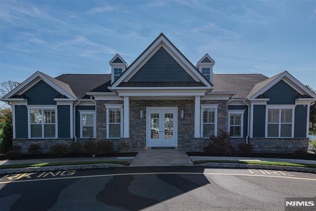 44 Hazy Gate Terrace, Franklin Lakes, NJ 07417