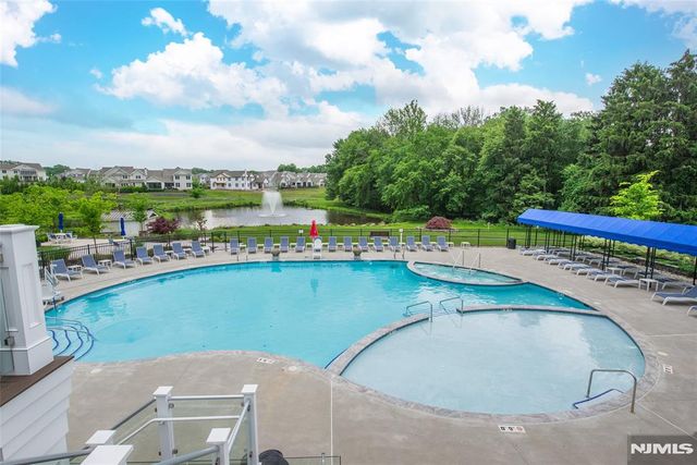 44 Hazy Gate Terrace, Franklin Lakes, NJ 07417