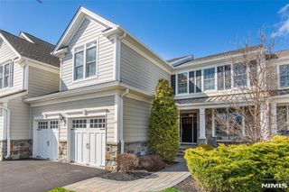 44 Hazy Gate Terrace, Franklin Lakes, NJ 07417
