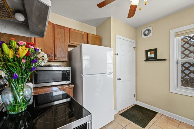 1608 W SPRINGFIELD, Champaign, IL 61821