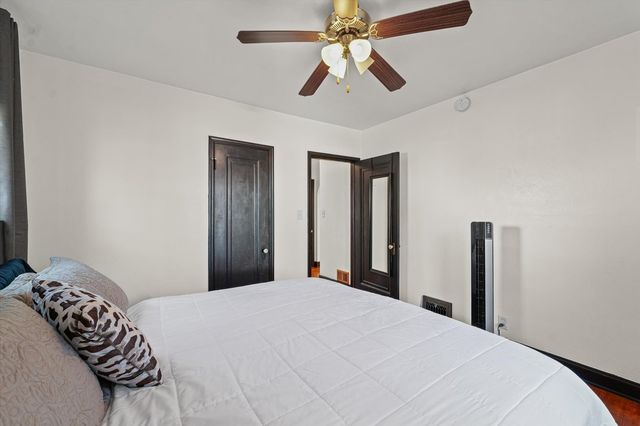 1608 W SPRINGFIELD, Champaign, IL 61821