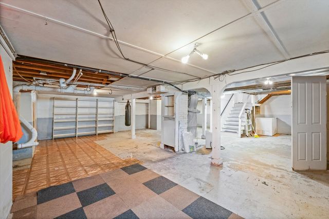 1608 W SPRINGFIELD, Champaign, IL 61821