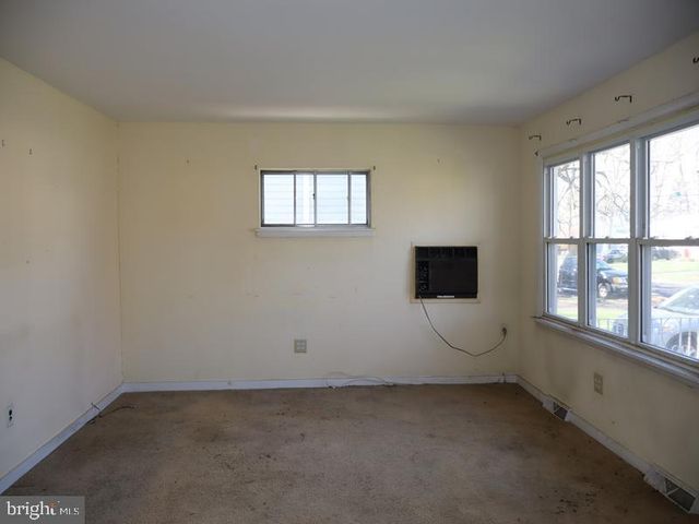 466 NEMORAL ST, Warminster, PA 18974