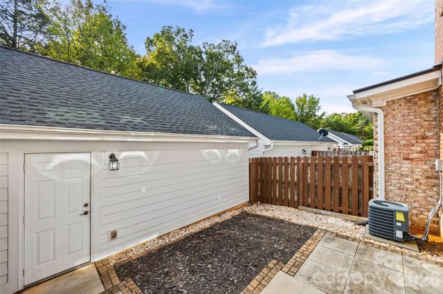 8408 Indigo Row, Charlotte, NC 28277