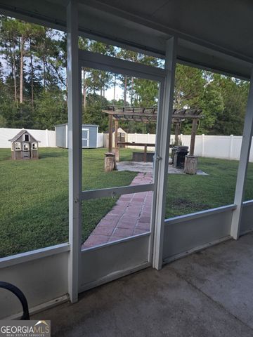 124 Cedar Circle Drive, Kingsland, GA 31548