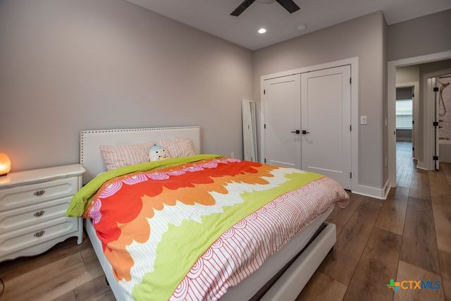 107 Opal Way, Port Lavaca, TX 77979