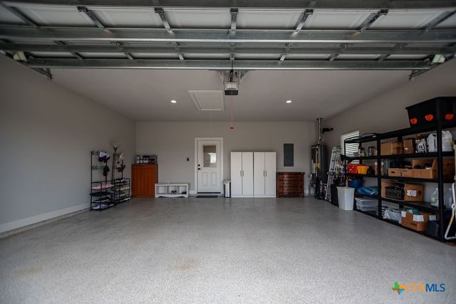 107 Opal Way, Port Lavaca, TX 77979