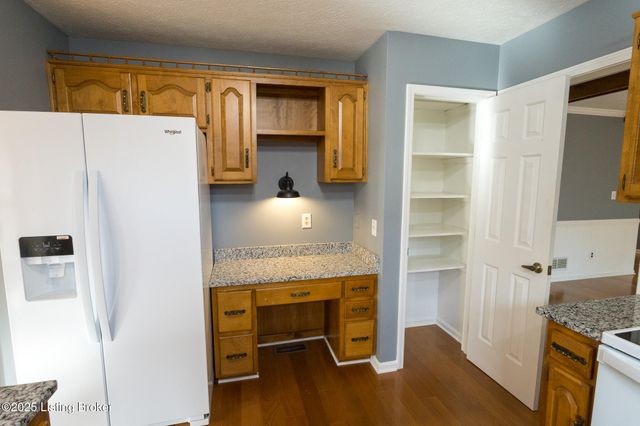 7209 Old N Church Rd, Louisville, KY 40214