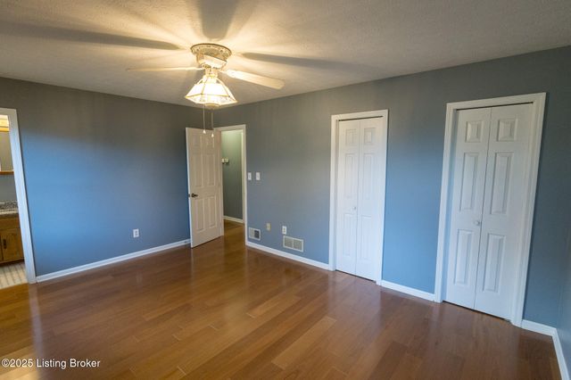 7209 Old N Church Rd, Louisville, KY 40214