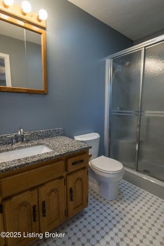 7209 Old N Church Rd, Louisville, KY 40214