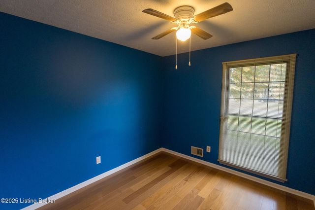 7209 Old N Church Rd, Louisville, KY 40214