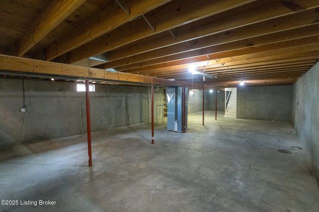 7209 Old N Church Rd, Louisville, KY 40214