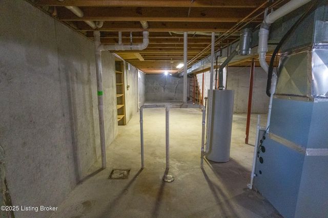 7209 Old N Church Rd, Louisville, KY 40214