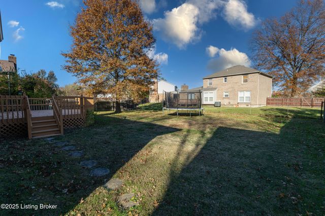 7209 Old N Church Rd, Louisville, KY 40214