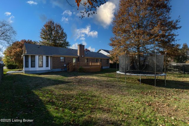 7209 Old N Church Rd, Louisville, KY 40214