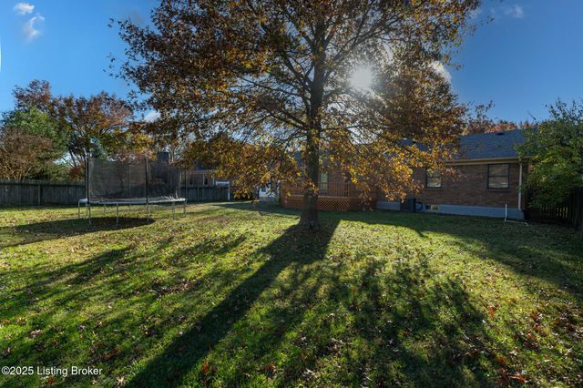 7209 Old N Church Rd, Louisville, KY 40214