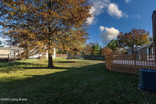 7209 Old N Church Rd, Louisville, KY 40214