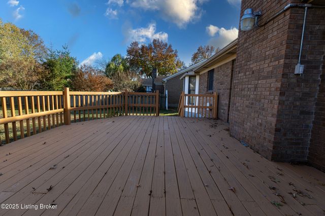 7209 Old N Church Rd, Louisville, KY 40214